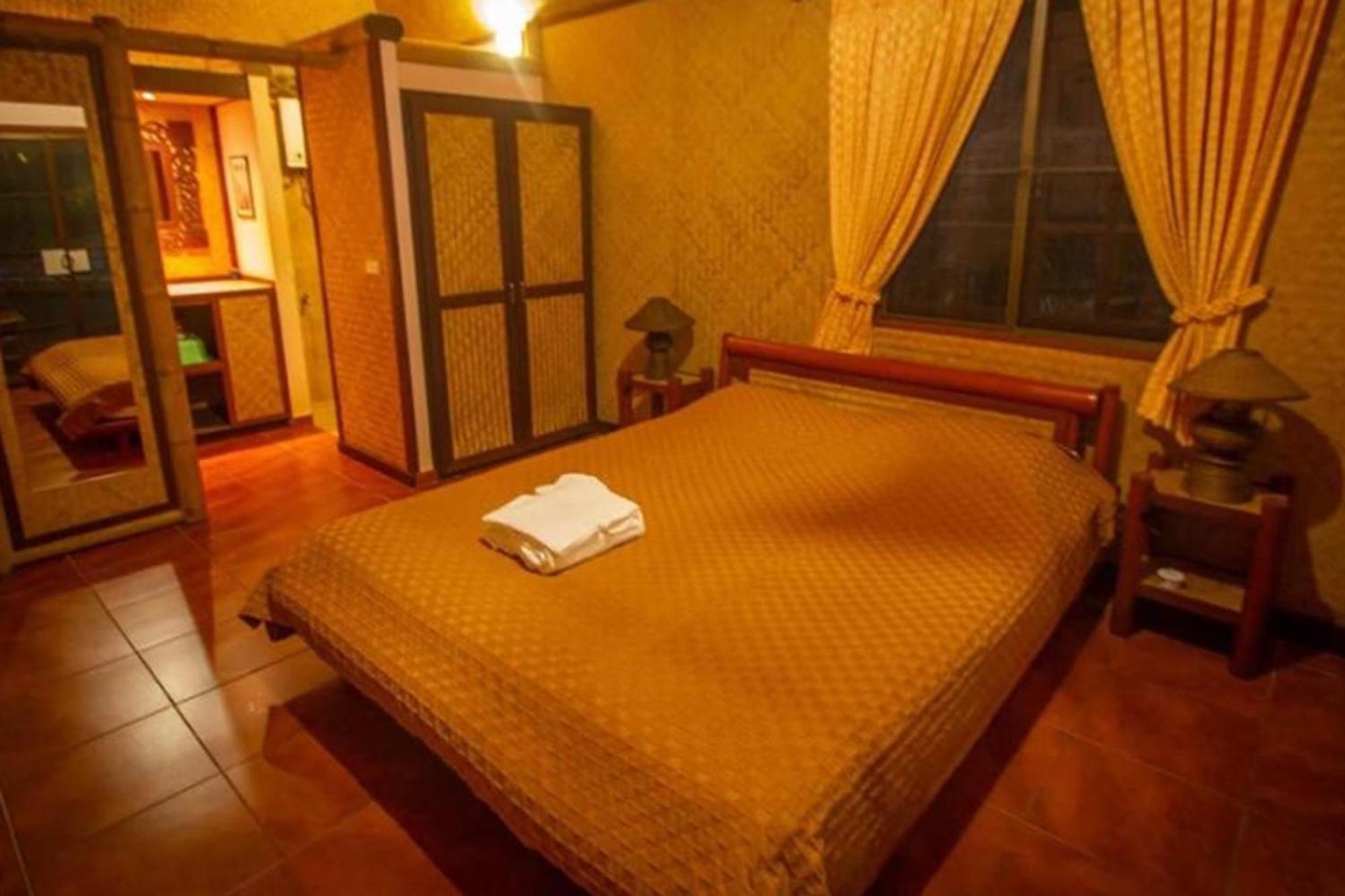 Old Tree'S House Hotel Mae Ai Exterior photo