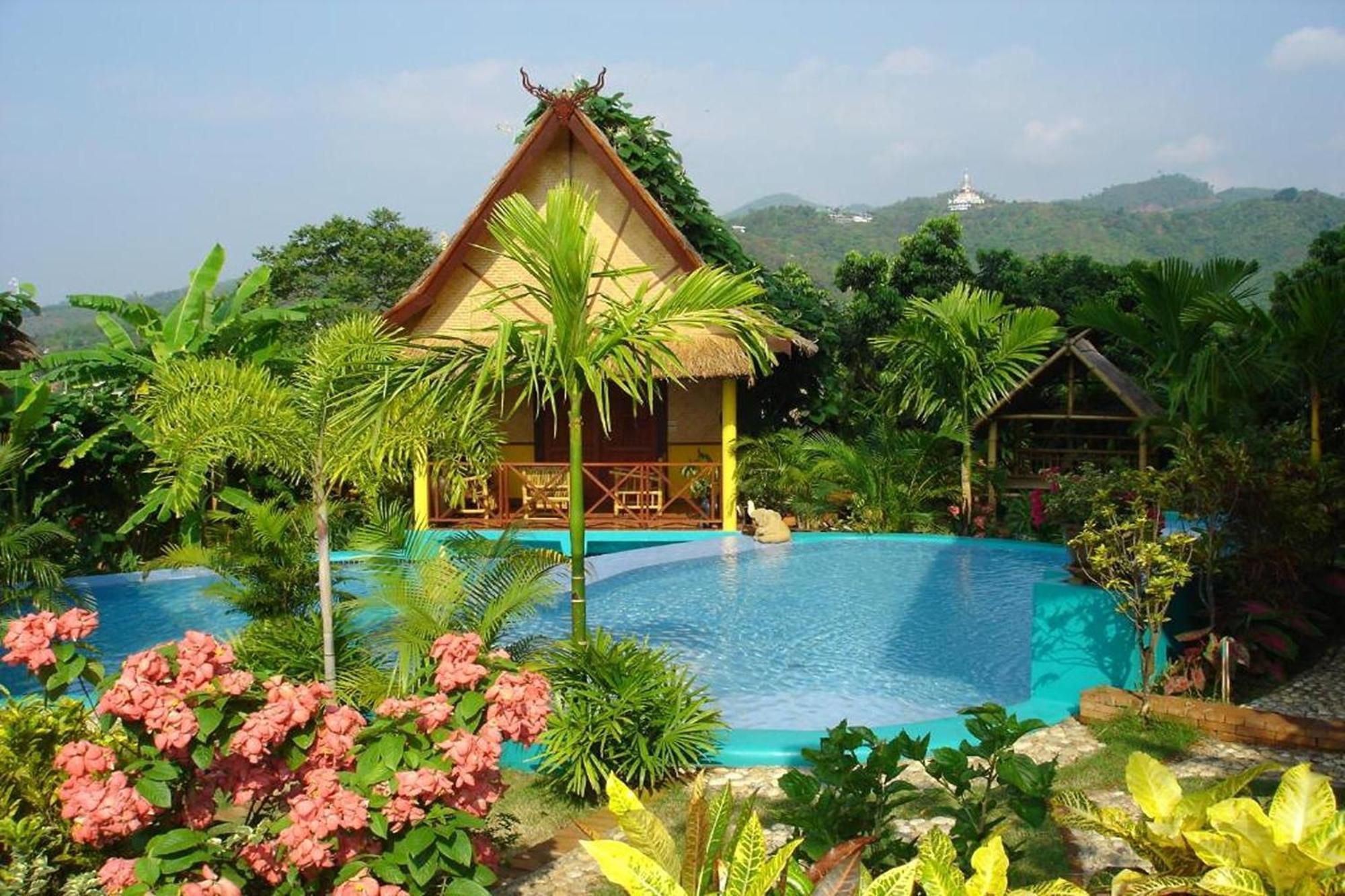 Old Tree'S House Hotel Mae Ai Exterior photo