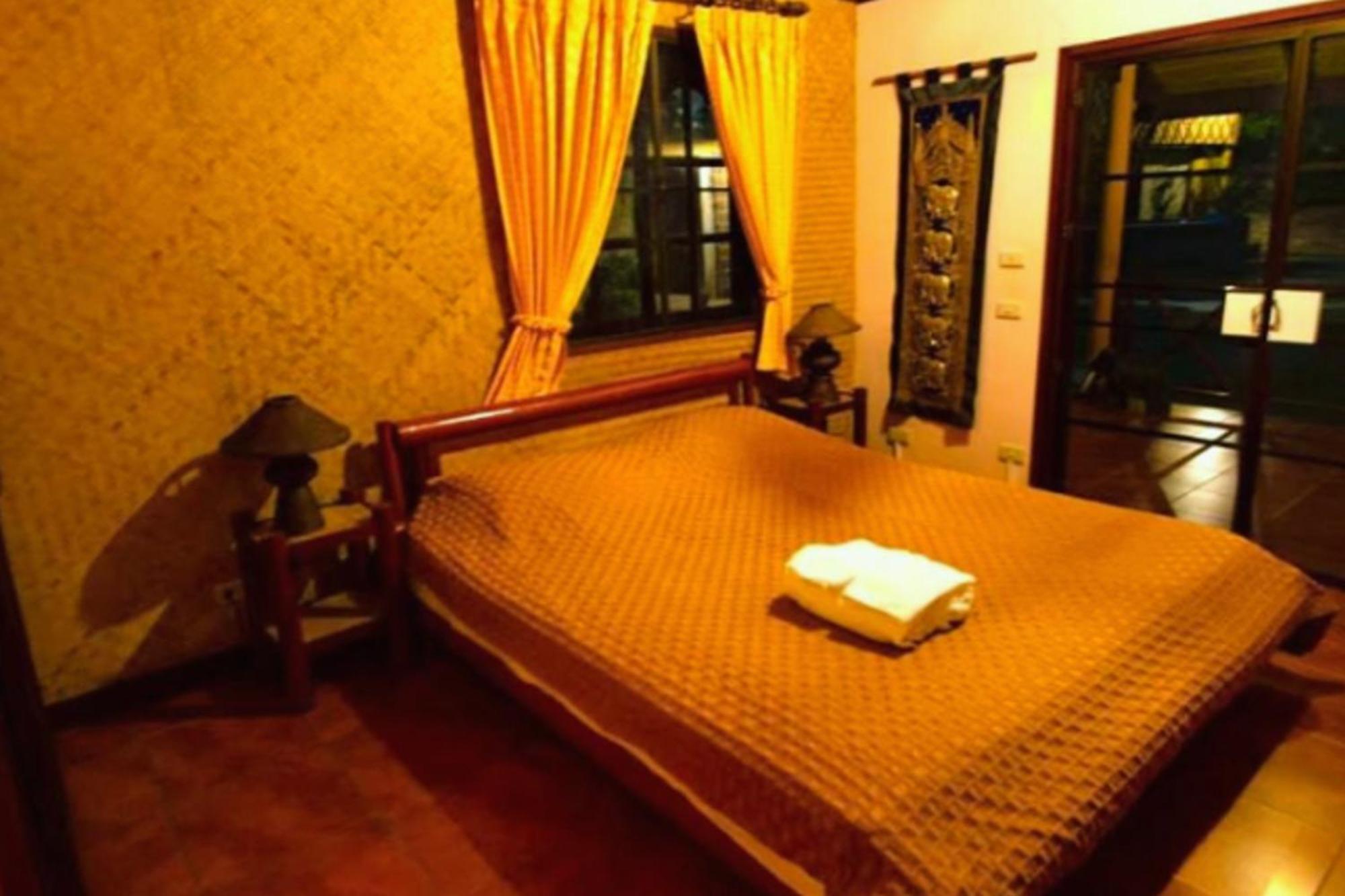 Old Tree'S House Hotel Mae Ai Exterior photo