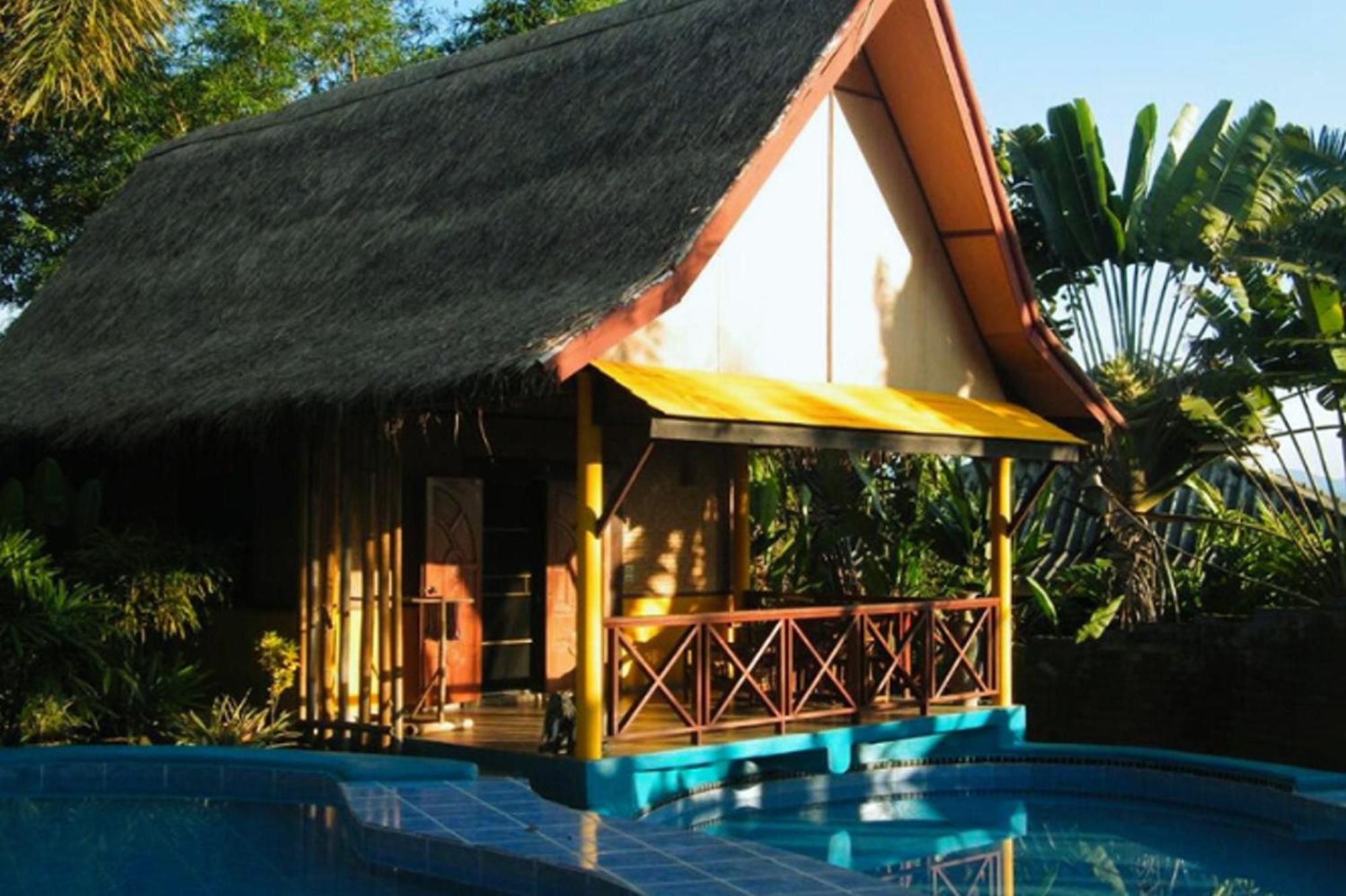 Old Tree'S House Hotel Mae Ai Exterior photo